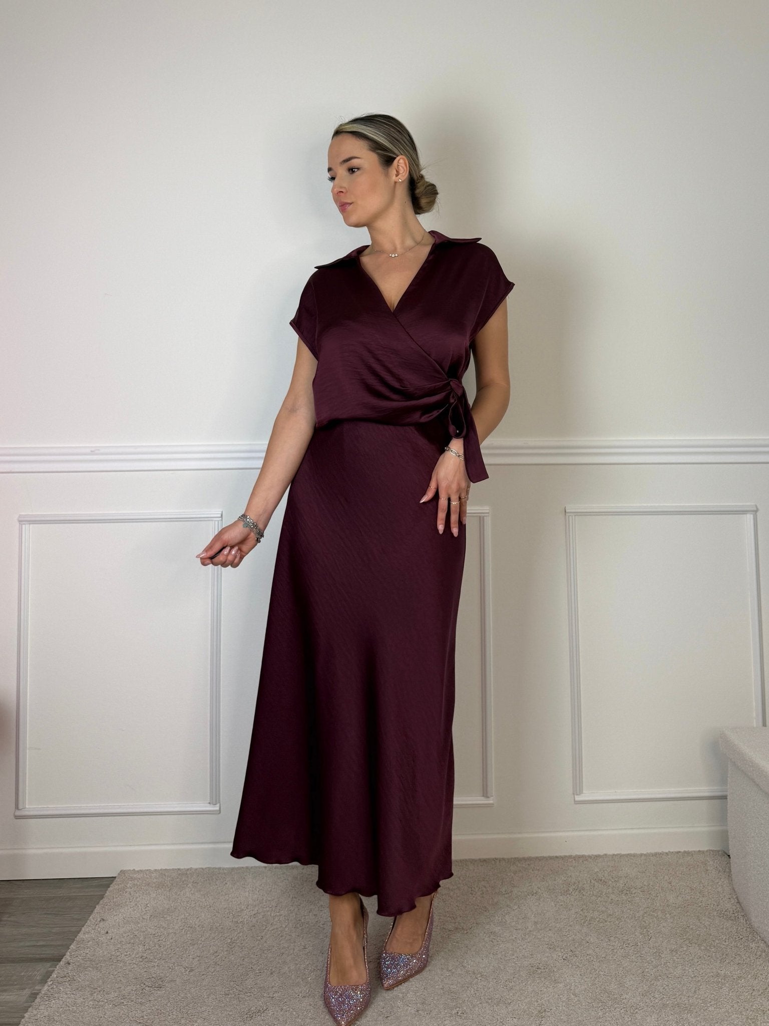 Longuette svasata in raso PETRA - Follie by Alice