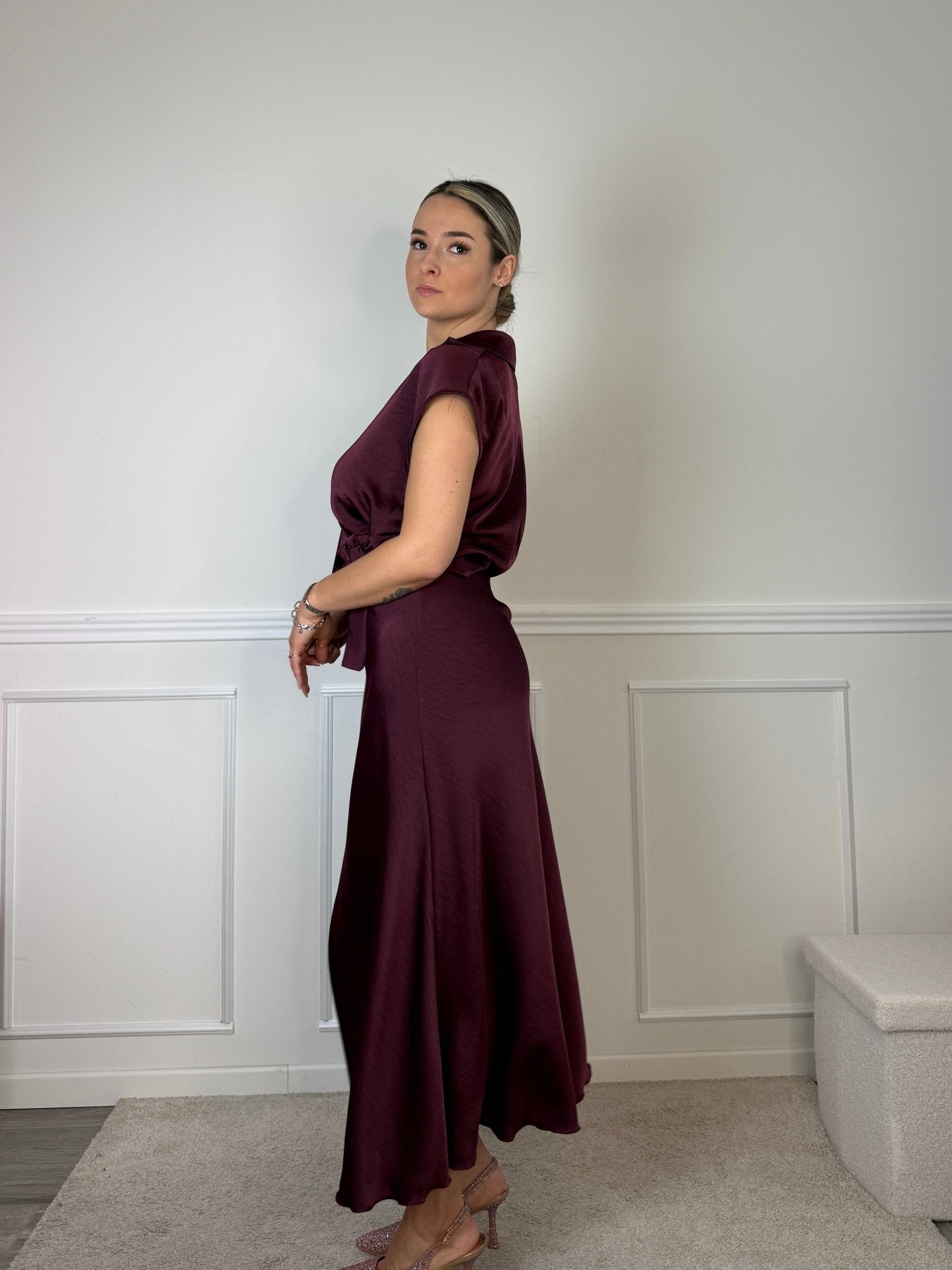 Longuette svasata in raso PETRA - Follie by Alice