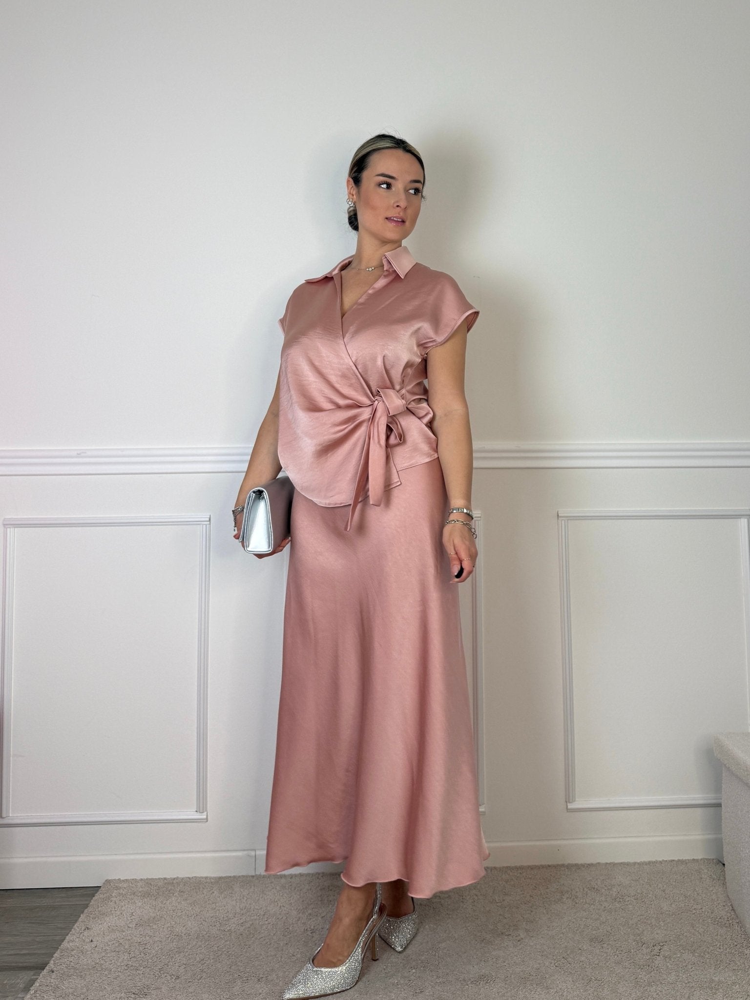 Longuette svasata in raso PETRA - Follie by Alice