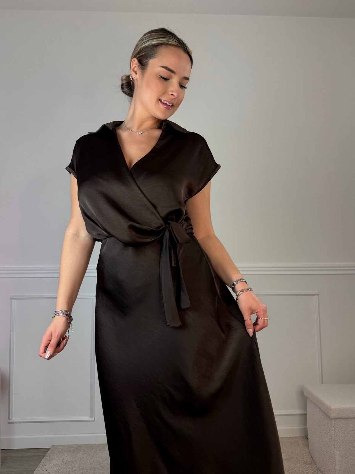 Longuette svasata in raso PETRA - Follie by Alice