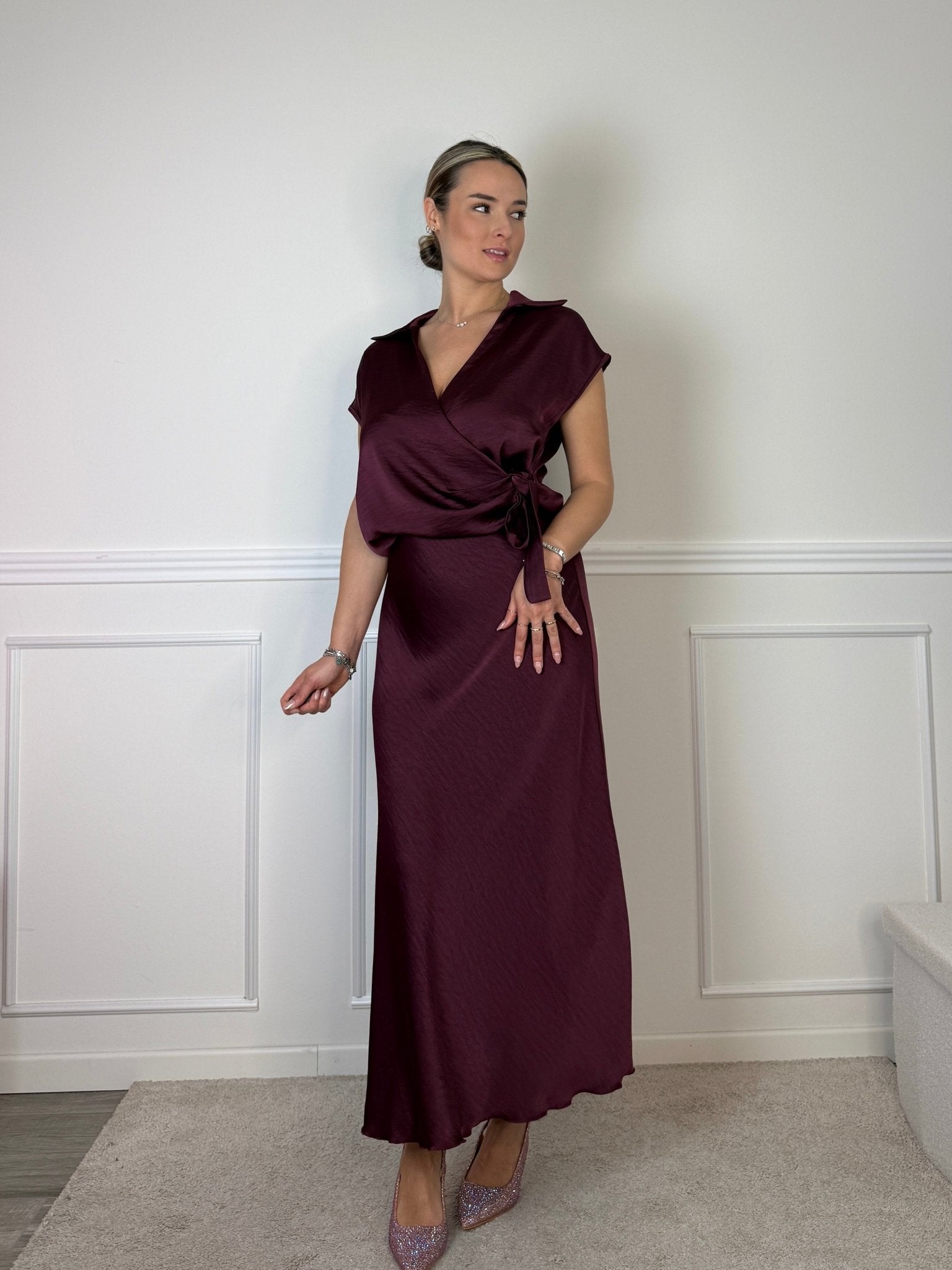 Longuette svasata in raso PETRA - Follie by Alice