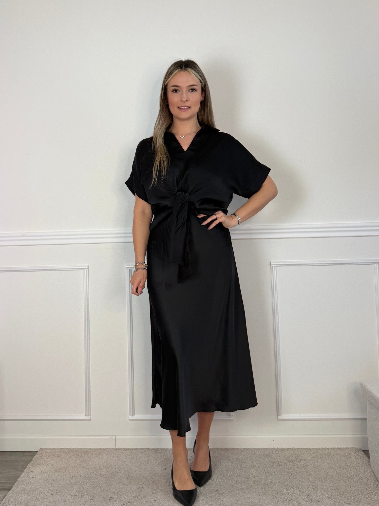 Longuette svasata in raso PETRA - Follie by Alice