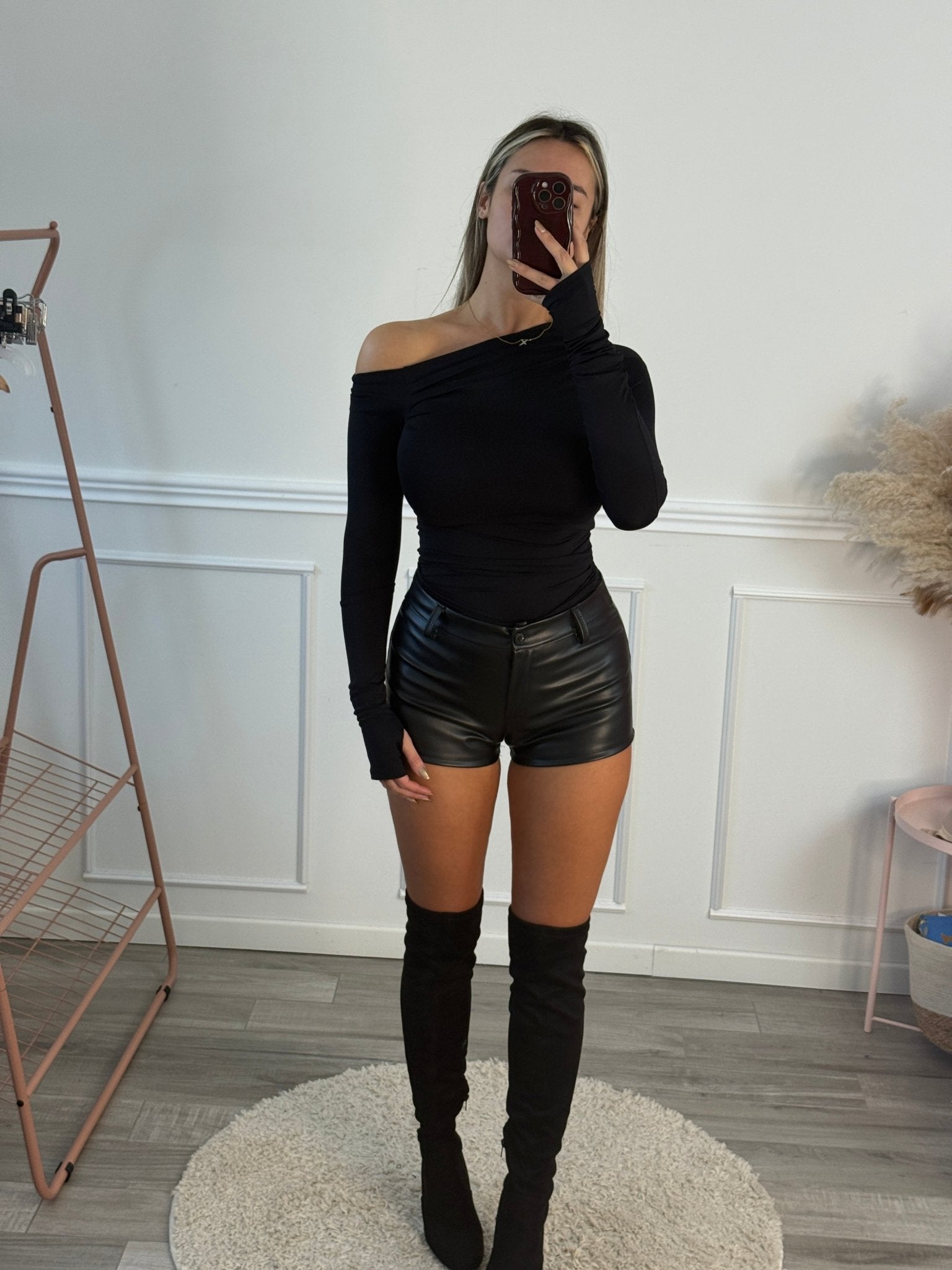 Maglia a maniche lunghe con scollatura off - shoulder - Follie by Alice