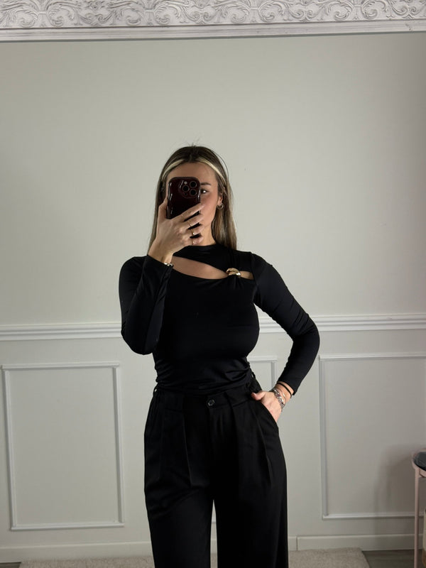 Maglia cut - out a maniche lunghe con morsetto dorato - Follie by Alice