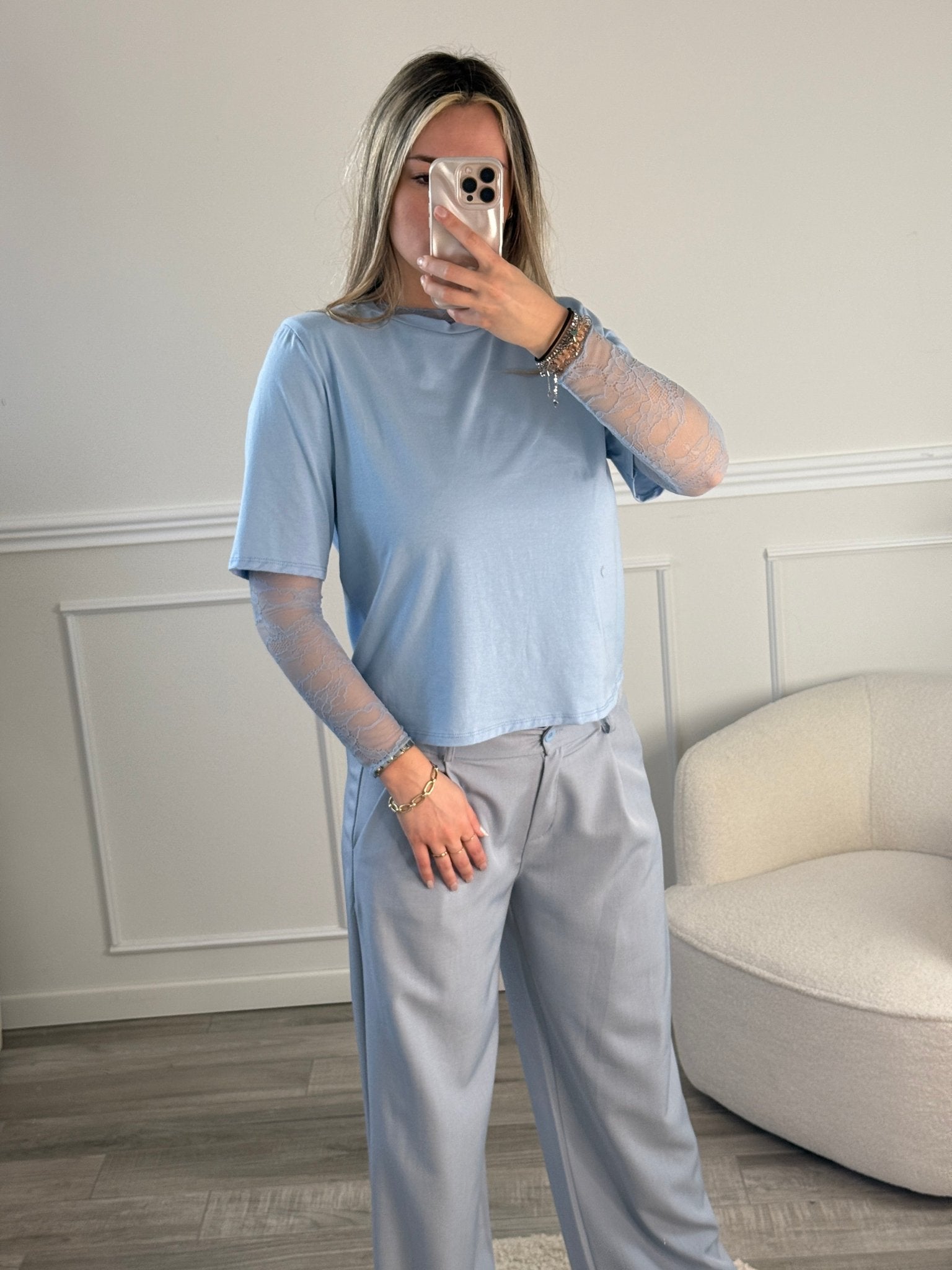 Maglia in pizzo ETHER - Follie by Alice Immagine principale del prodotto
