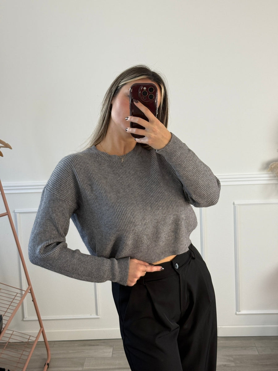 Maglioncino corto girocollo a costine – alternate