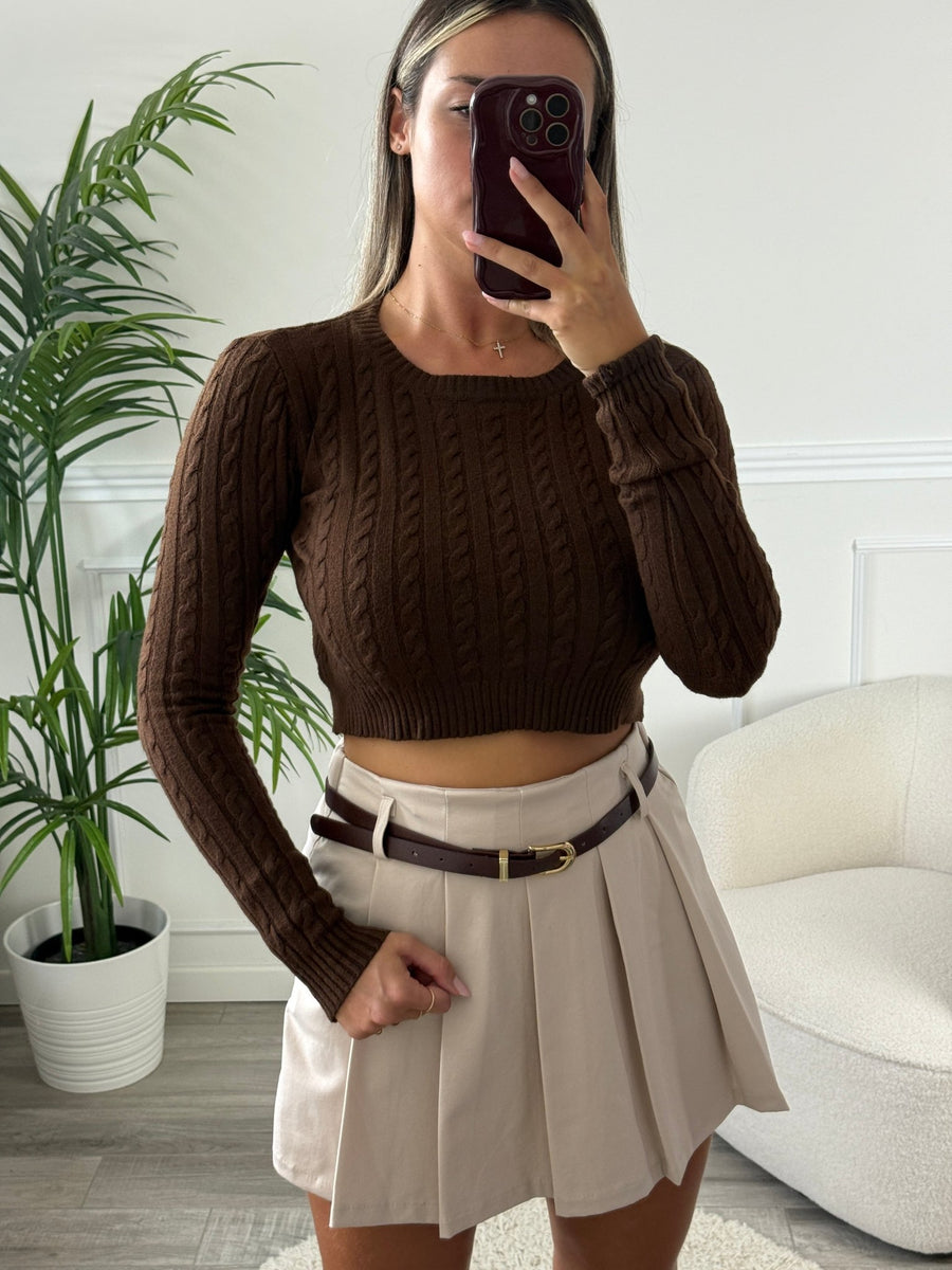 Maglioncino corto girocollo a trecce