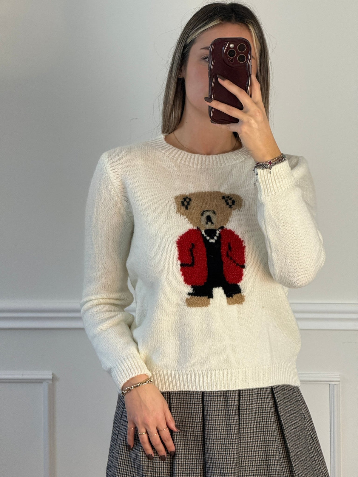 Maglioncino morbido con orsetto ricamato - Follie by Alice Immagine principale del prodotto