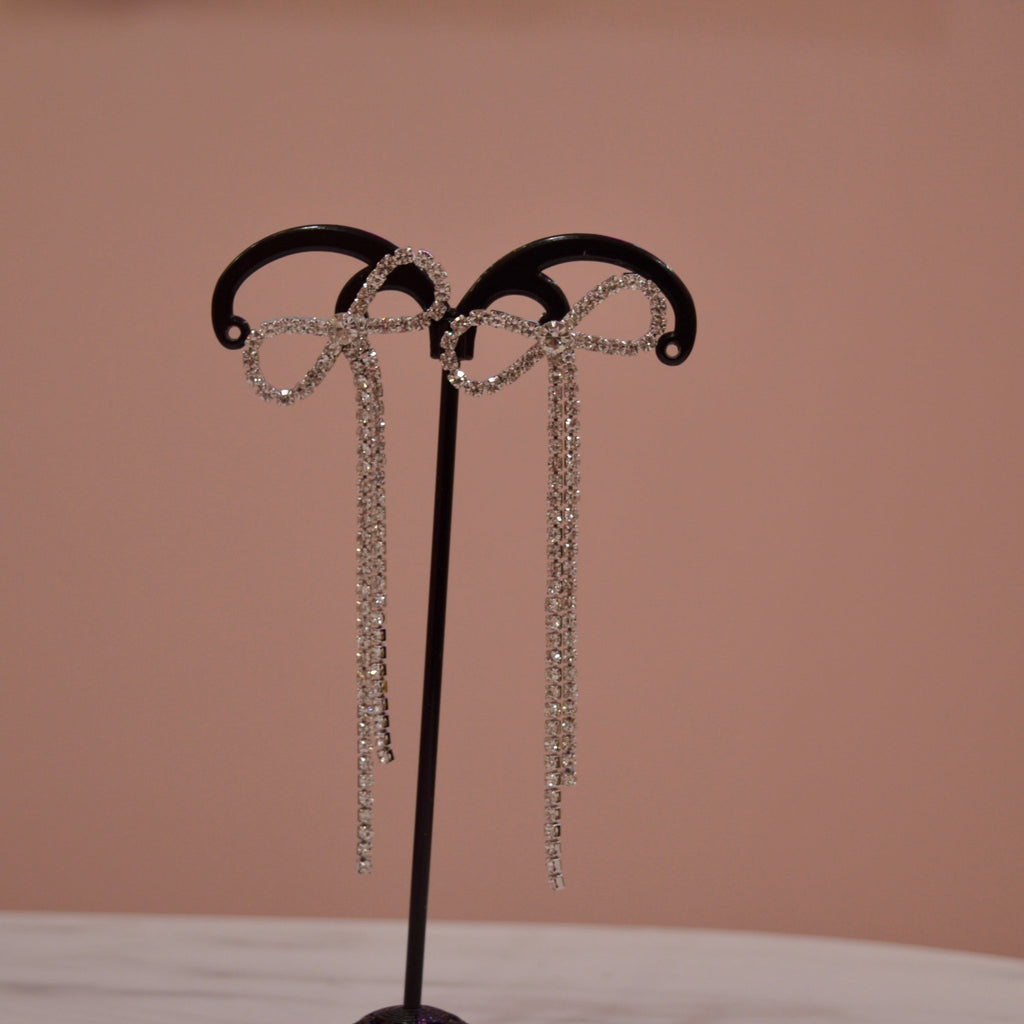 Orecchini argento a fiocchetto pendente di strass - Follie by Alice