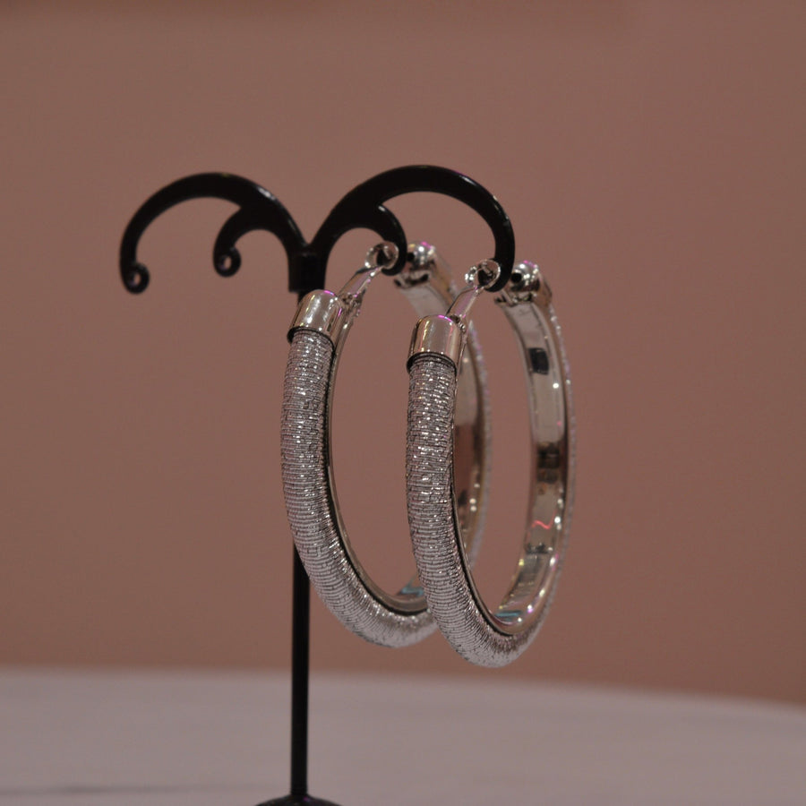 Orecchini argento brillanti a cerchio – alternate