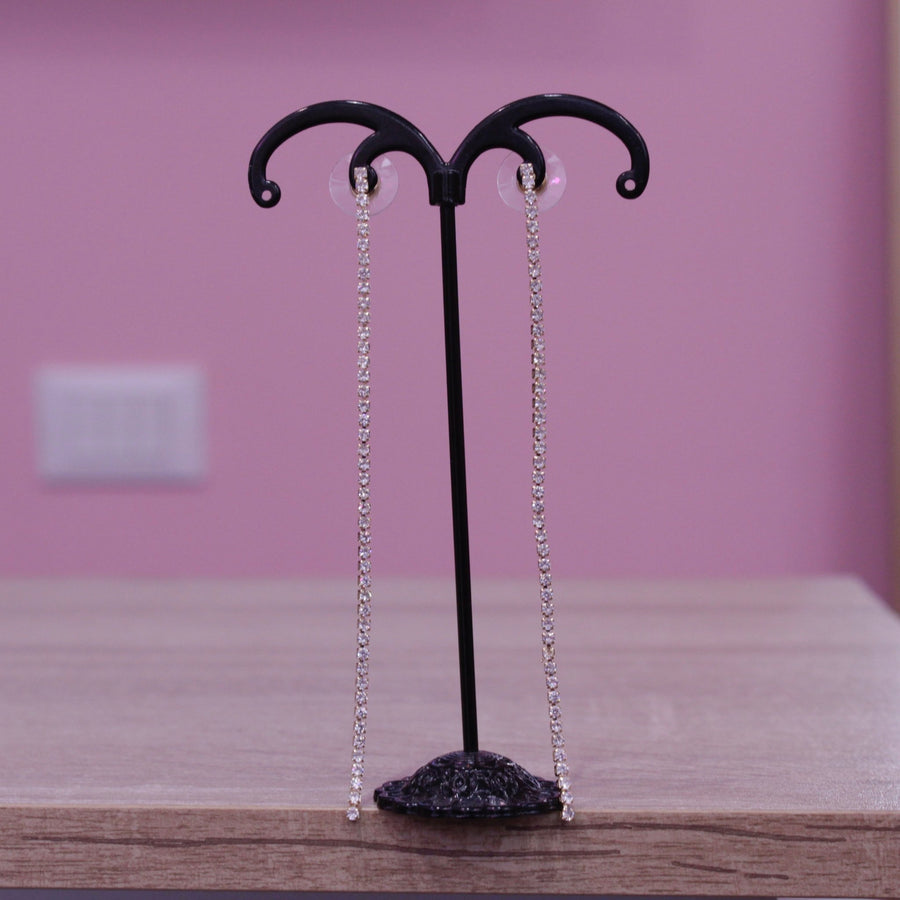 Orecchini argento con strass pendenti – alternate