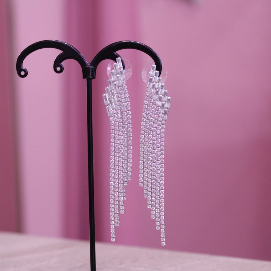 Orecchini argento pendenti cascata di strass – alternate