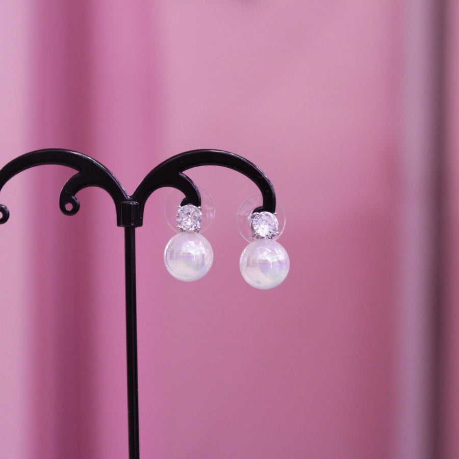 Orecchini con brillante e perla bianca – alternate