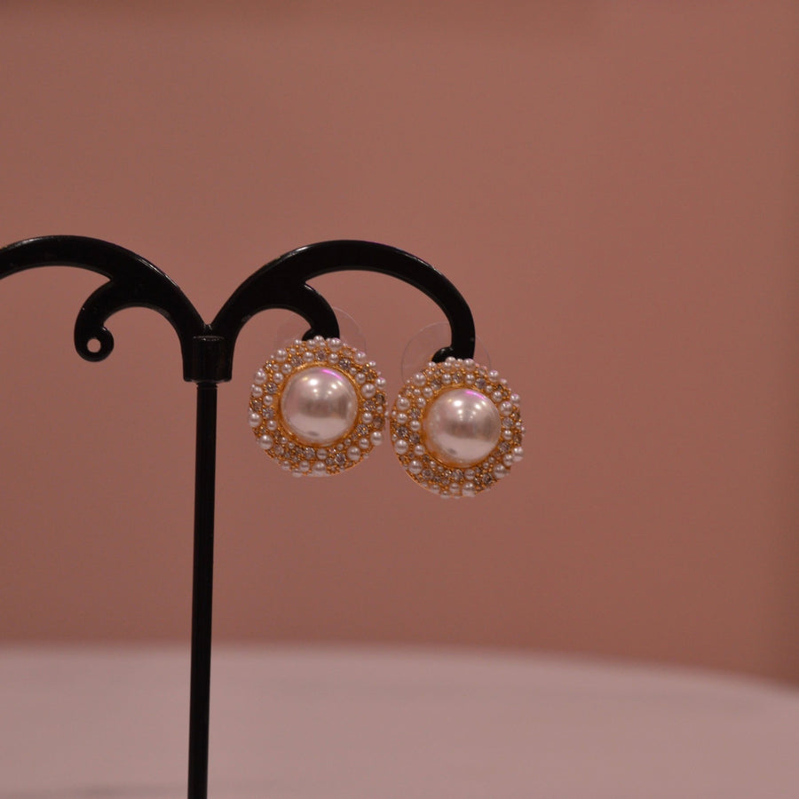 Orecchini oro con perla bianca