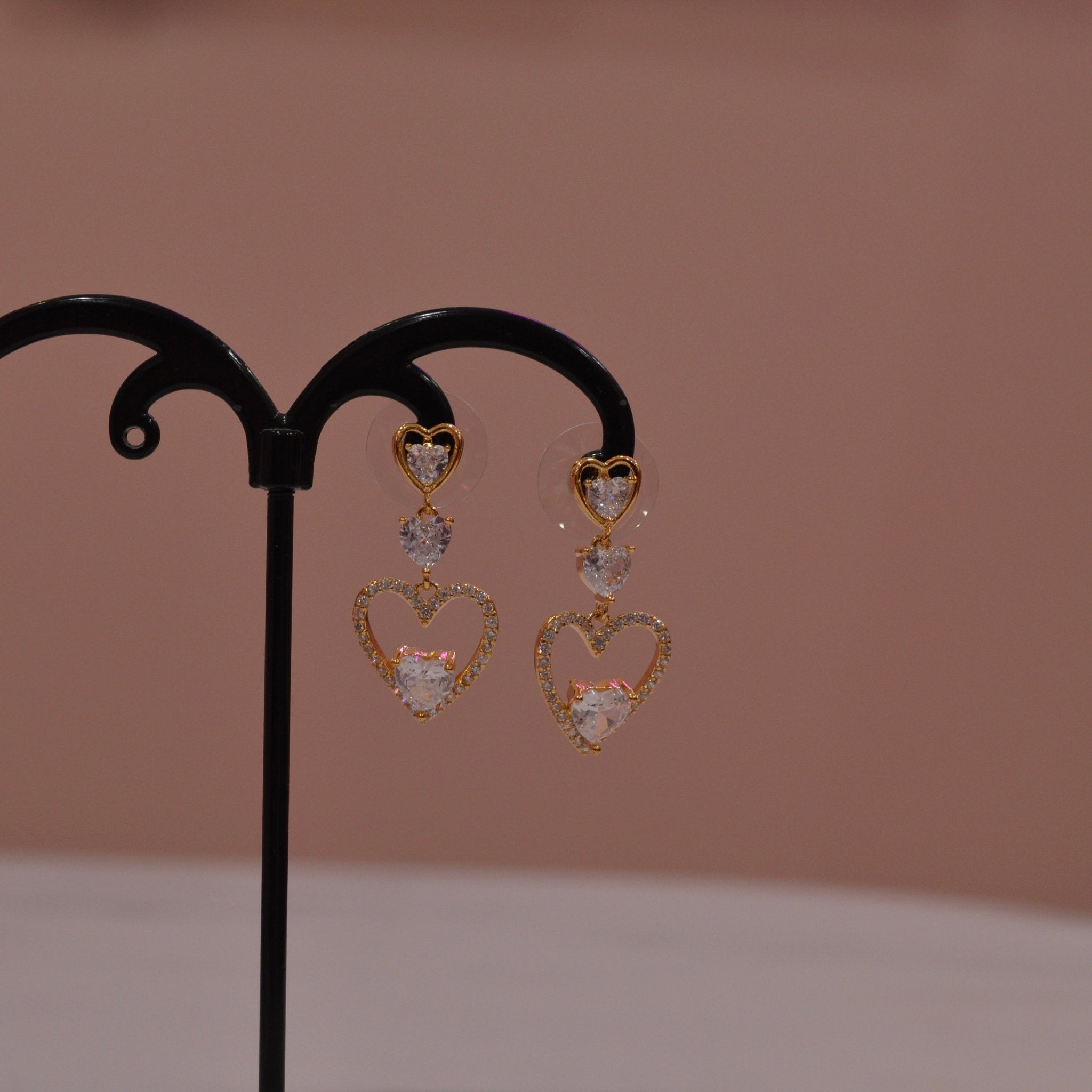 Orecchini oro pendenti a cuore con strass - Follie by Alice