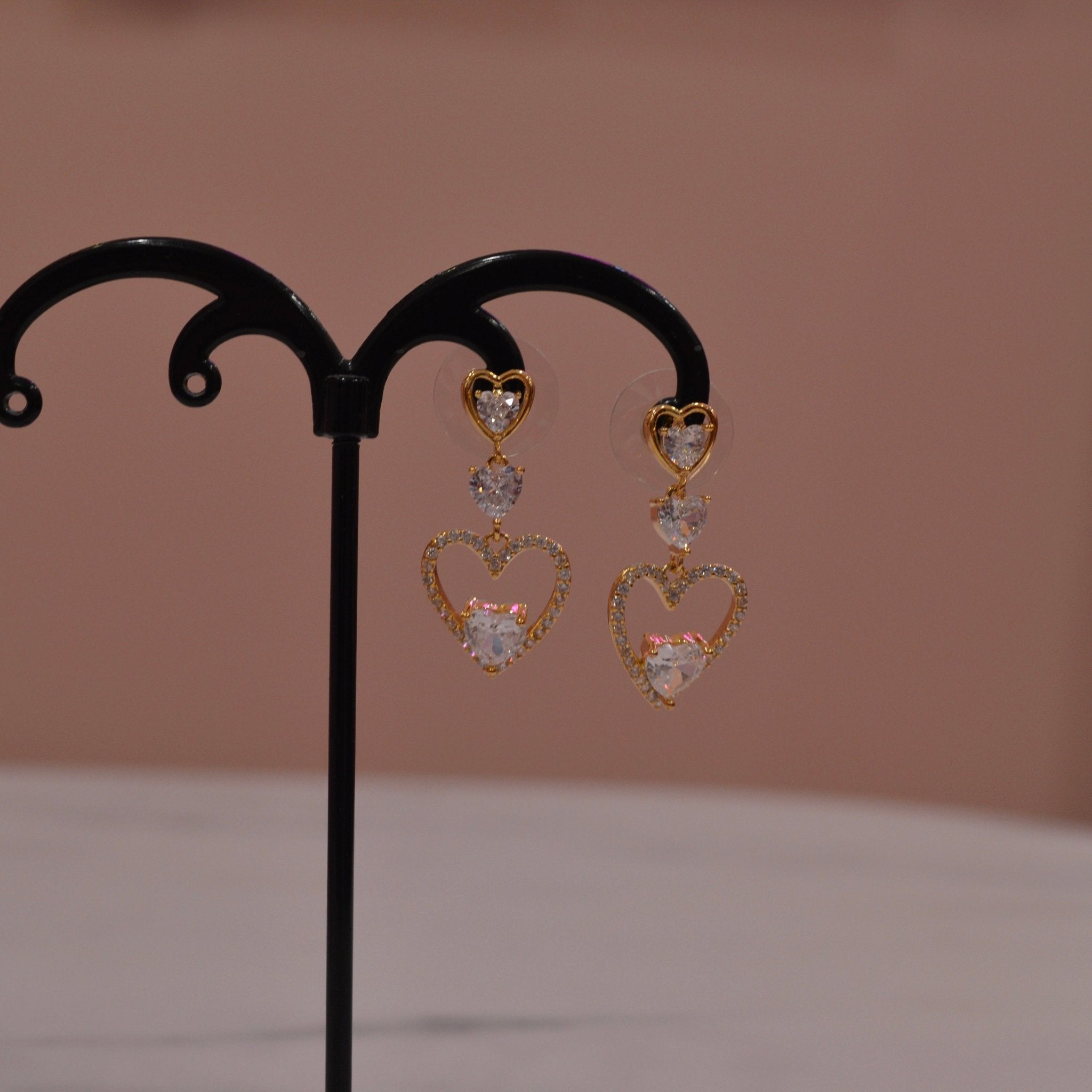 Orecchini oro pendenti a cuore con strass - Follie by Alice