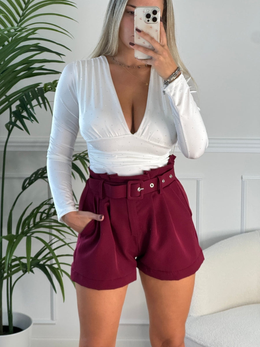 Pantaloncini con cintura – alternate