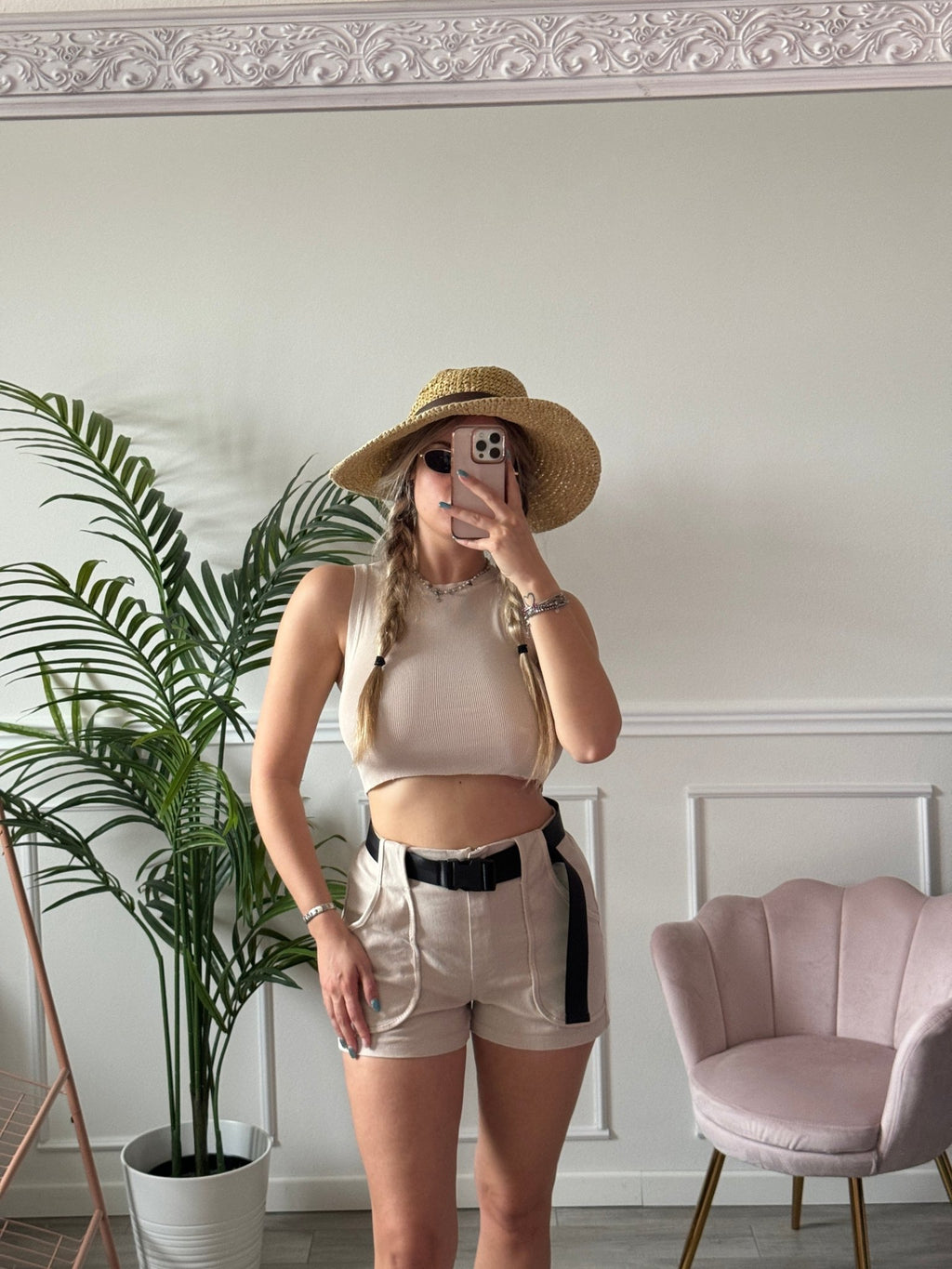 Pantaloncini shorts con tasche e cintura - Follie by Alice