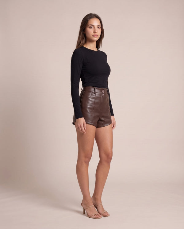 Pantaloncini shorts effetto pelle CLIO - Follie by Alice