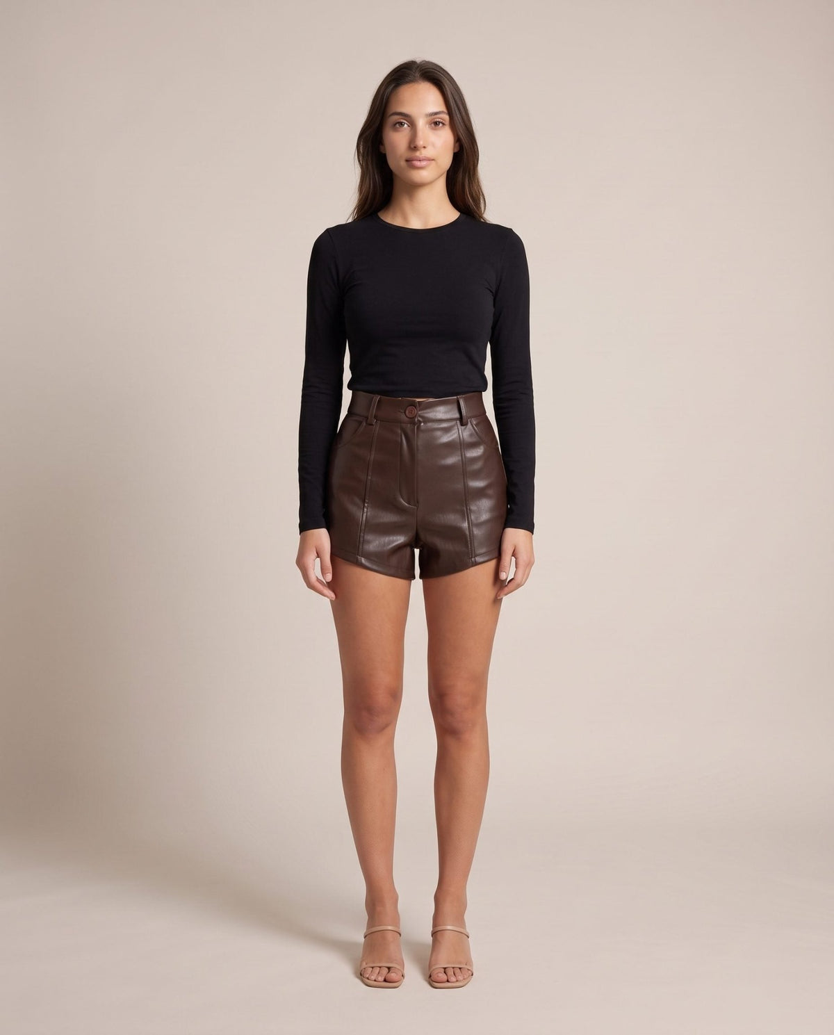 Pantaloncini shorts effetto pelle CLIO - Follie by Alice