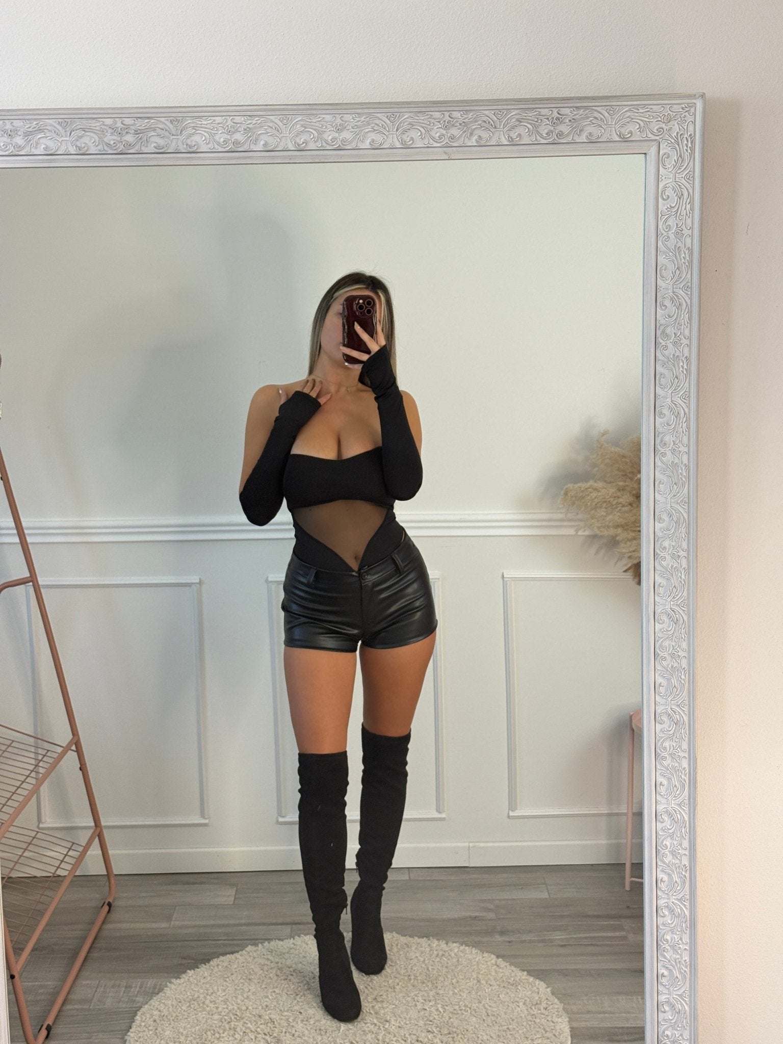 Pantaloncini shorts effetto pelle - Follie by Alice