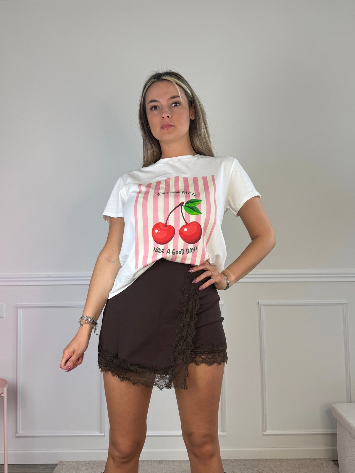 Pantaloncino - gonna con inserti in pizzo LINSE - Follie by Alice