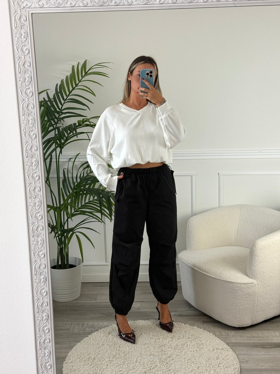 Pantaloni cargo oversize con coulisse in vita – alternate