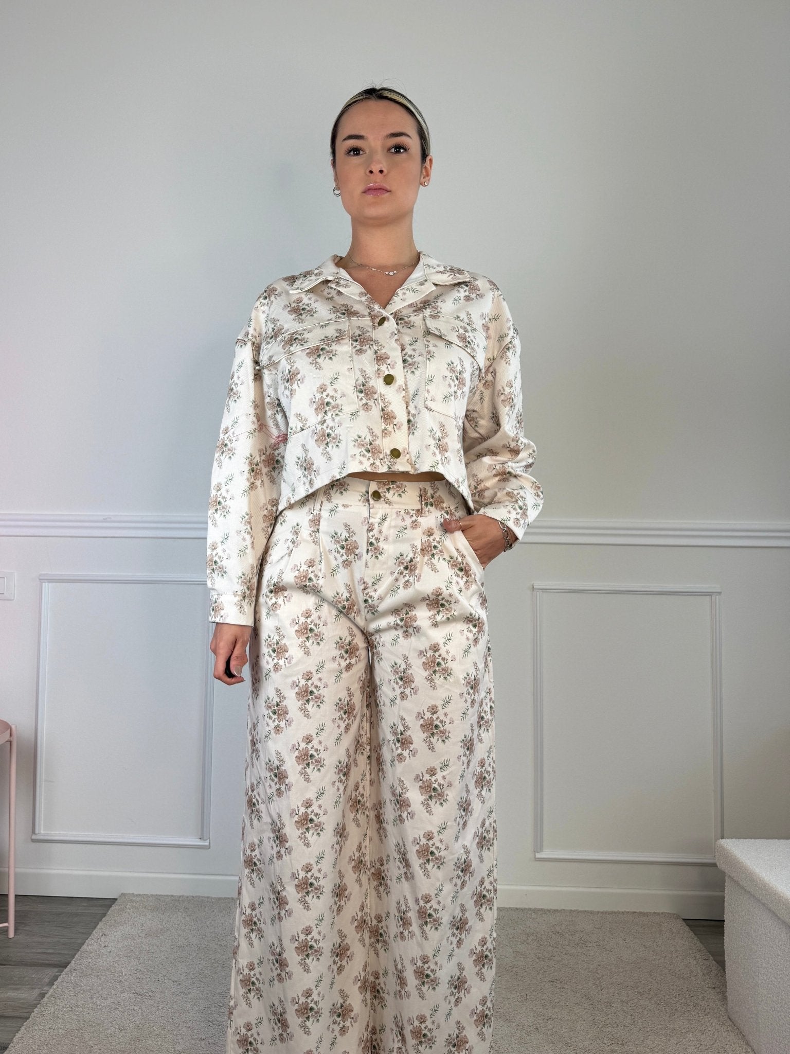 Pantaloni effetto jeans con stampa floreale - Follie by Alice