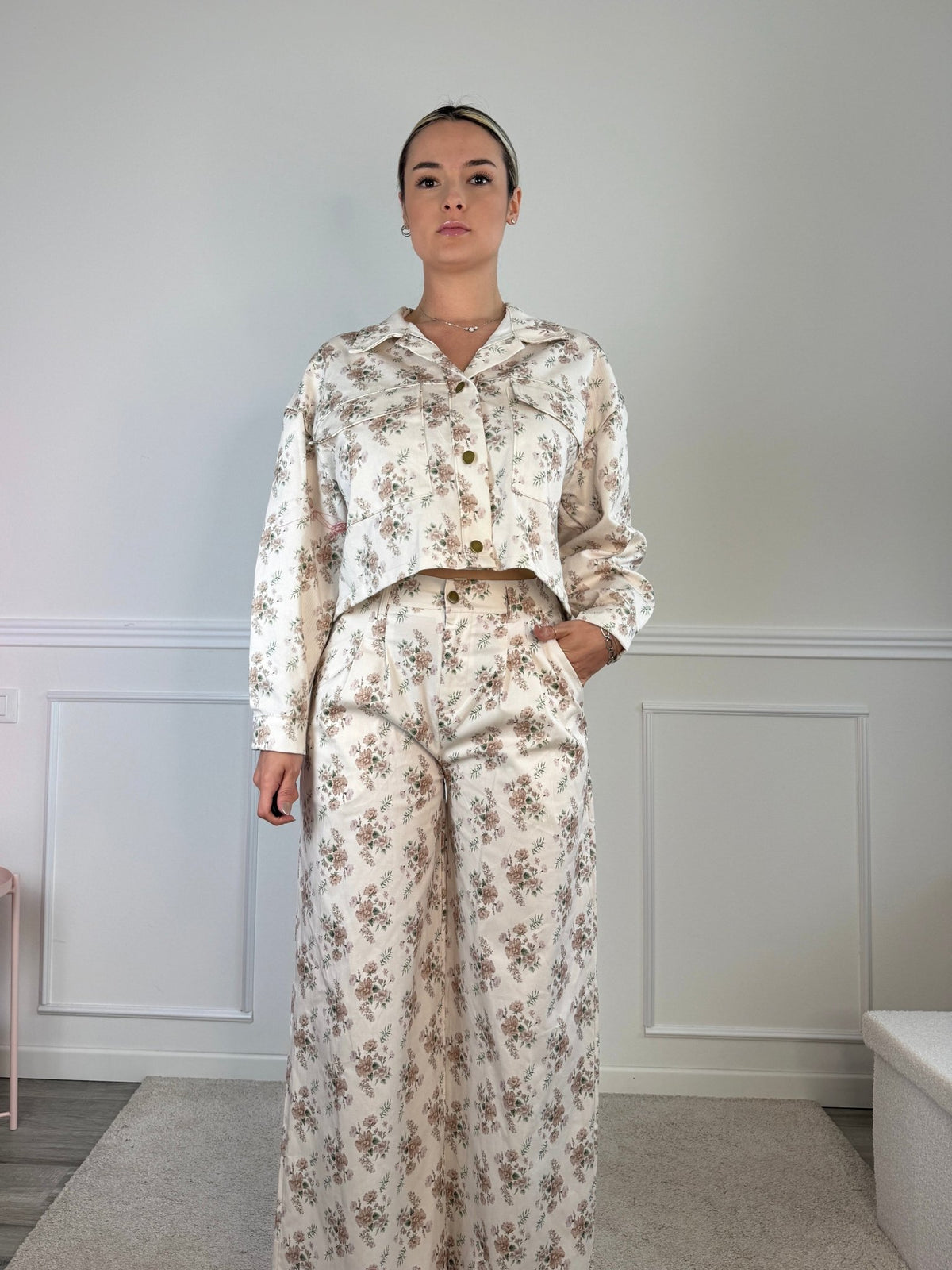 Pantaloni effetto jeans con stampa floreale - Follie by Alice