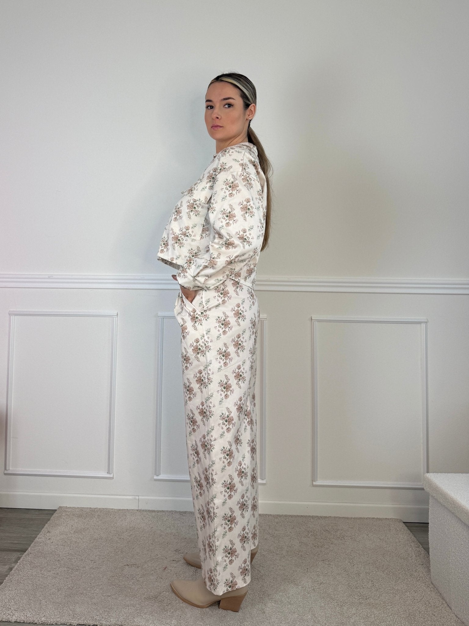 Pantaloni effetto jeans con stampa floreale - Follie by Alice