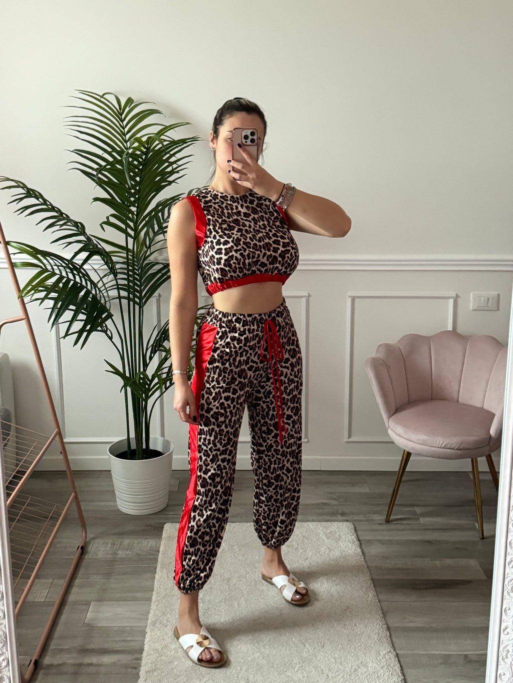 Pantaloni joggers leggeri animalier con banda rossa - Follie by Alice