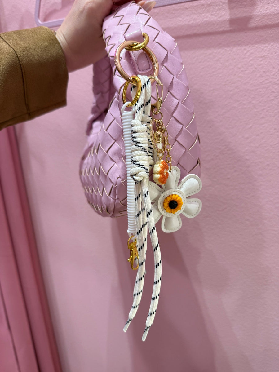 Portachiavi Charmix con fiore bianco
