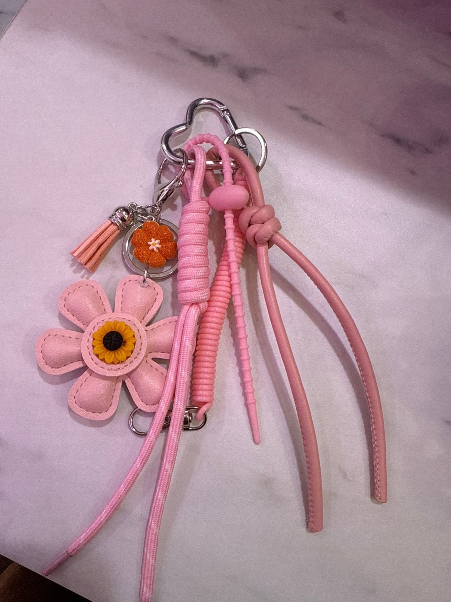Portachiavi Charmix con fiore rosa - Follie by Alice Immagine principale del prodotto