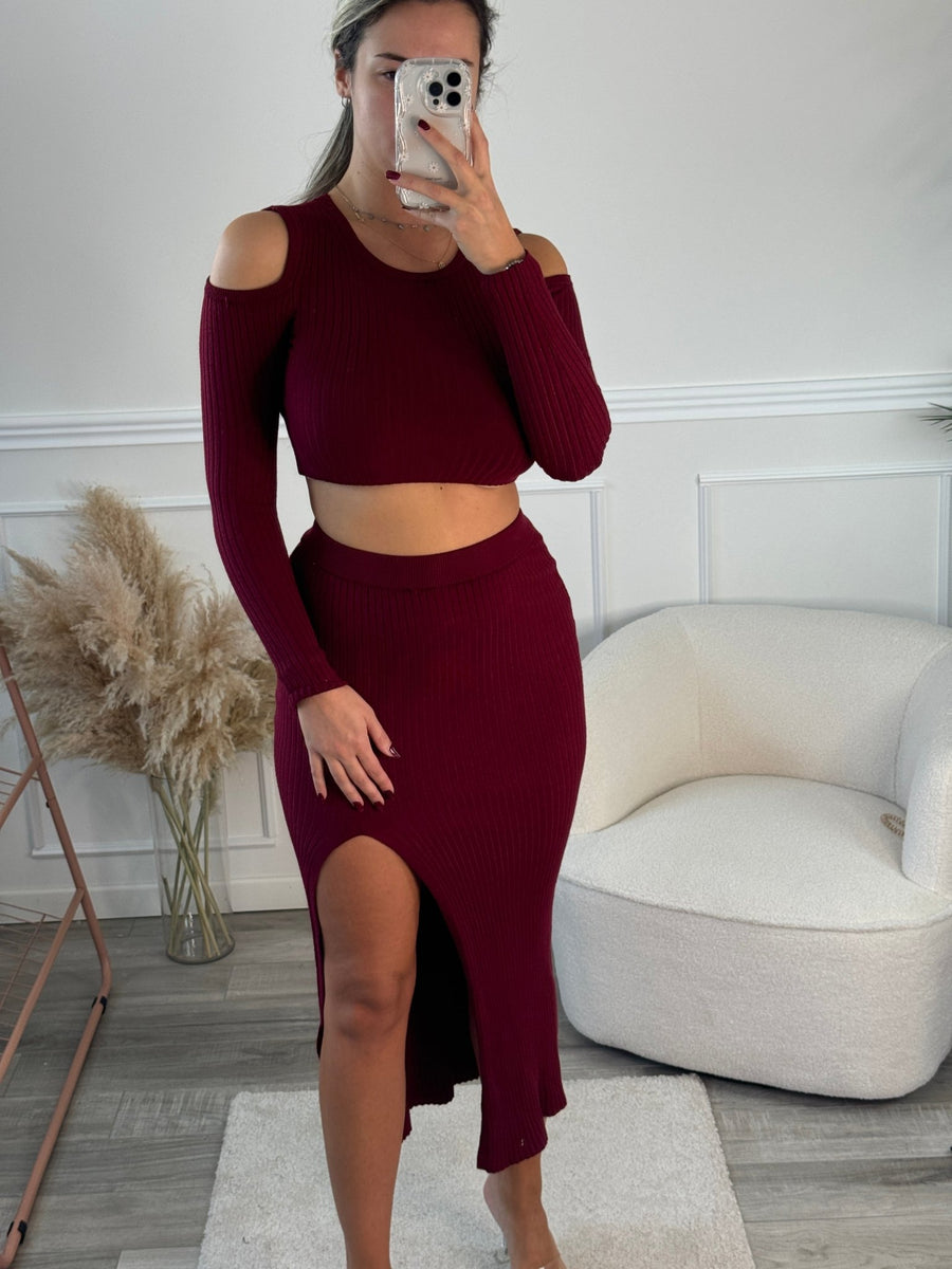 Set LILY top cut-out a maniche lunghe e gonna lunga con spacco a costine
