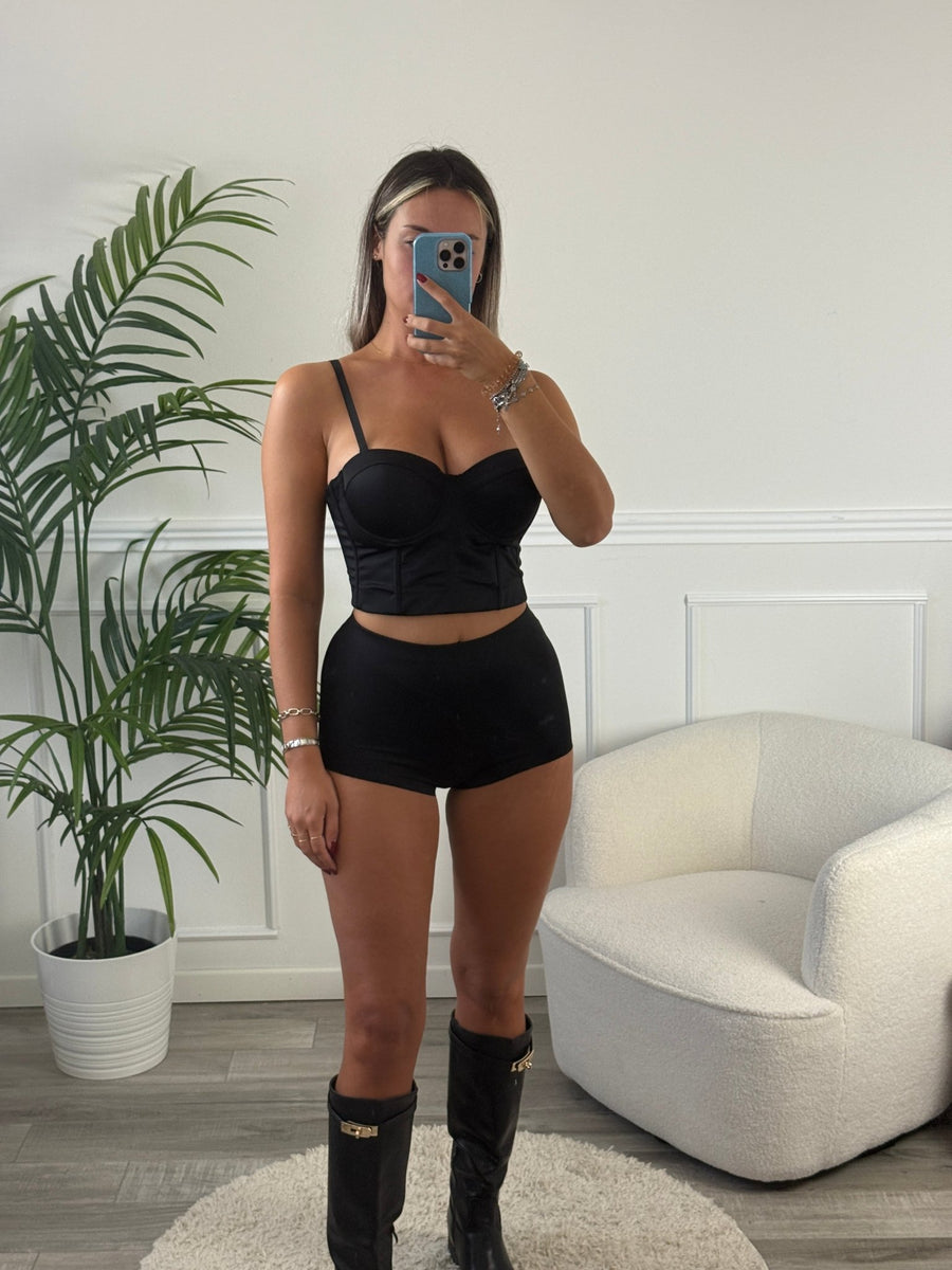 Shorts culotte in raso