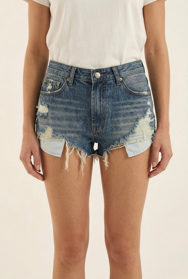 Shorts in denim stone - washed con strappi e ricamo "Don't Touch" REBEL - Follie by Alice