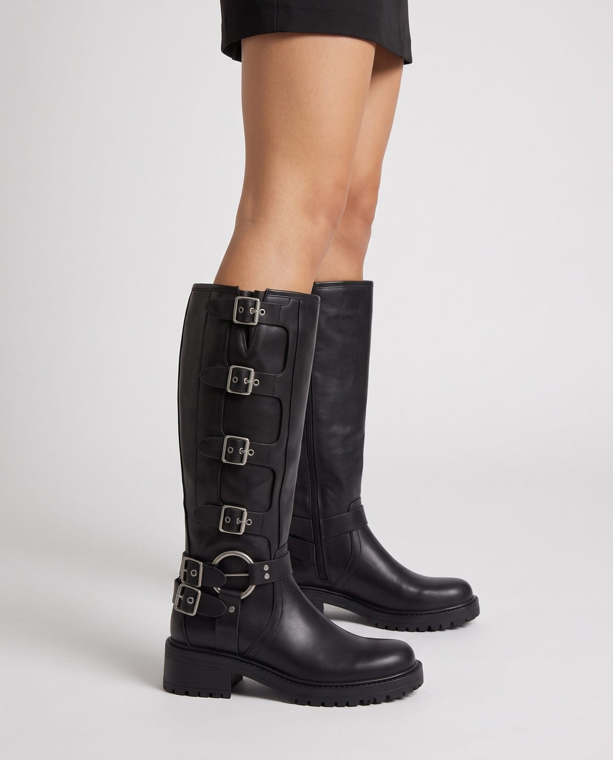 Stivali biker con fibbie sul gambale e suola carrarmato BRONX - Follie by Alice
