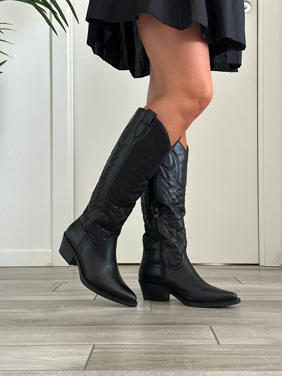Stivali texani camperos neri con tacco western - Follie by Alice