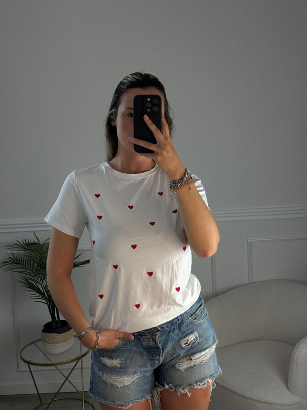 T-shirt bianca con cuoricini rossi ricamati - Follie by Alice