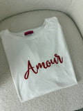 T-shirt bianca con ricamo Amour