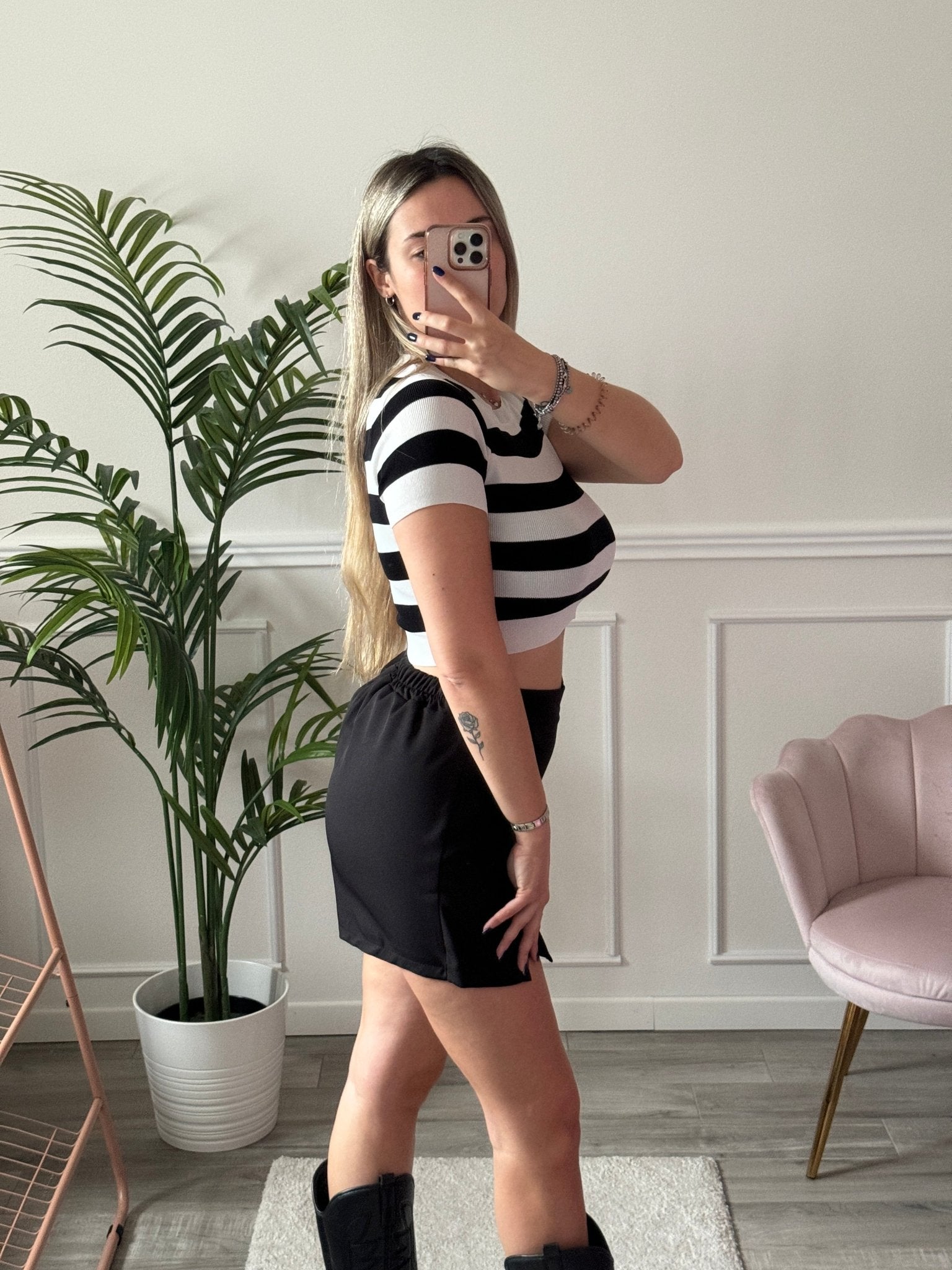 T-shirt crop in maglia a righe - Follie by Alice Immagine secondaria del prodotto
