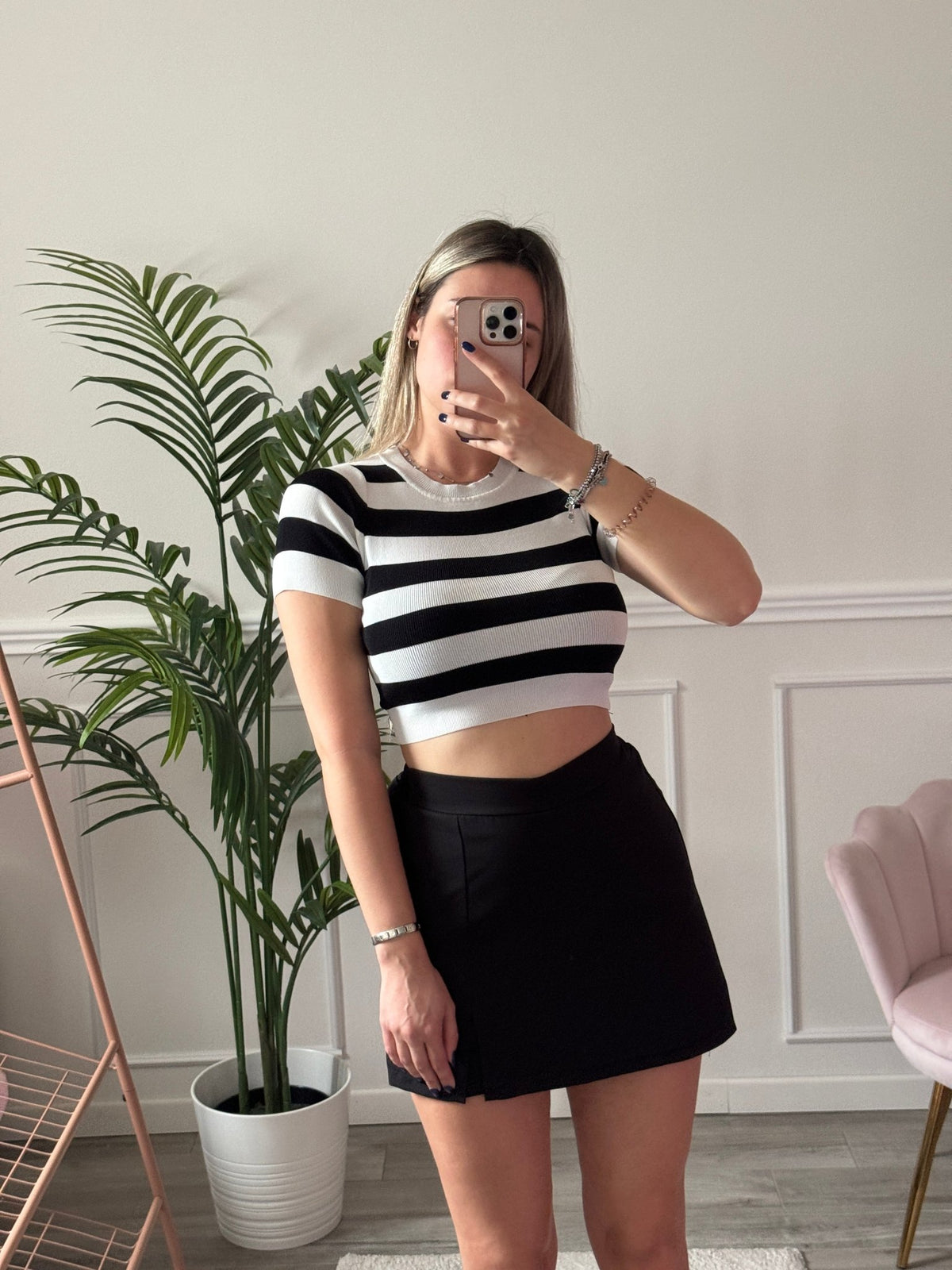 T-shirt crop in maglia a righe - Follie by Alice Immagine principale del prodotto