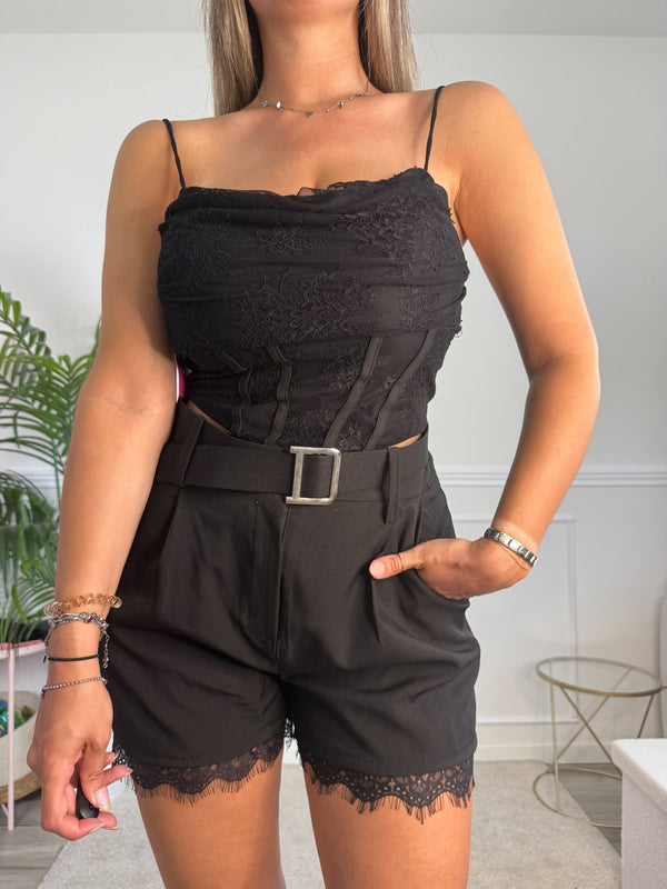 Top a corsetto in pizzo con scollo cowl MUSE - Follie by Alice
