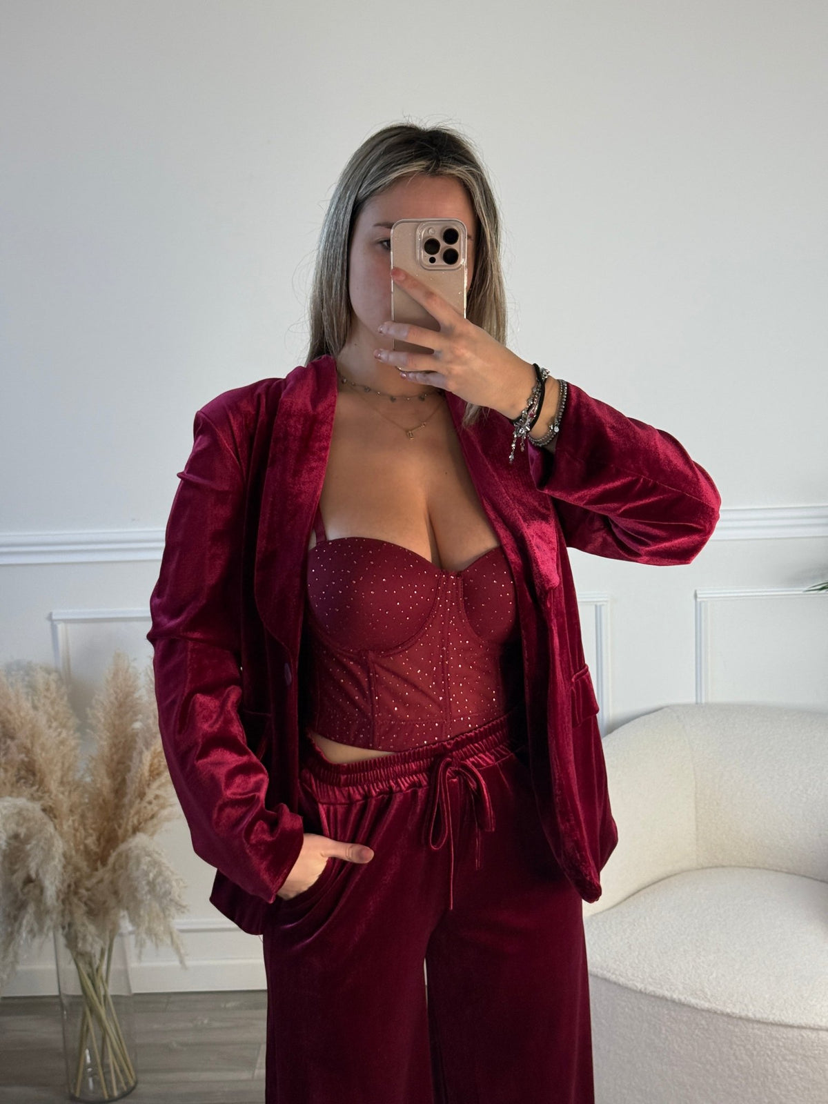 Top con coppe a conchiglia e strass gioiello - Follie by Alice