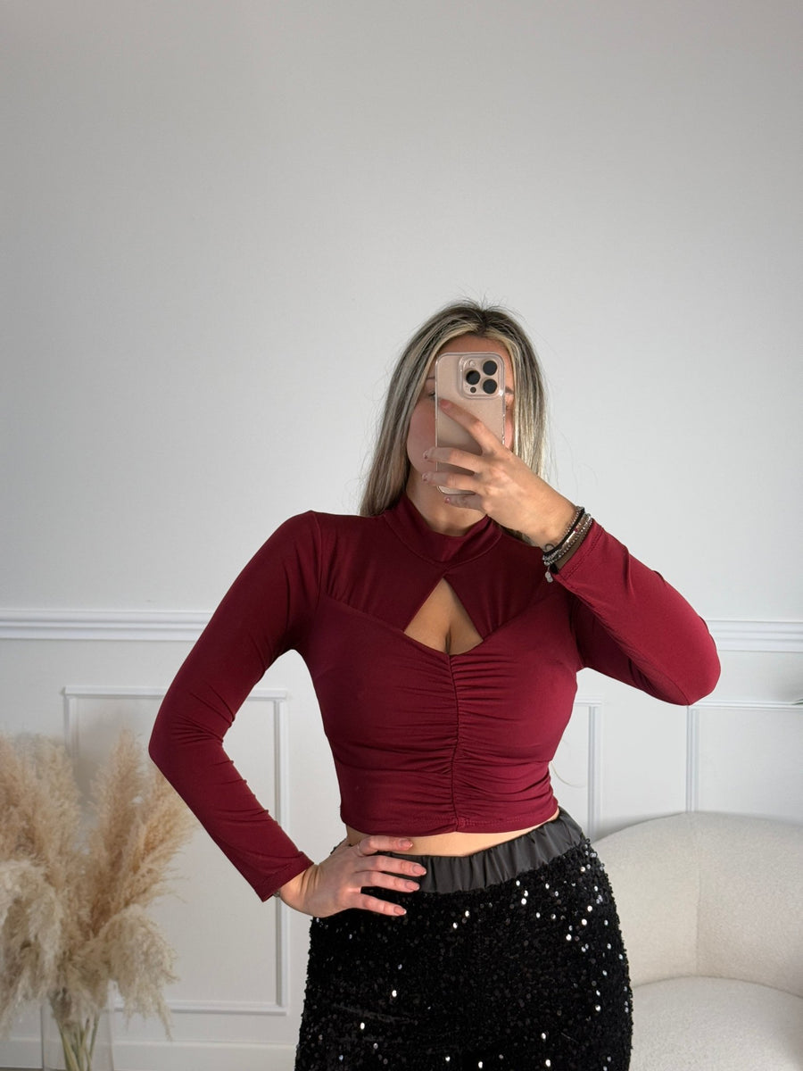 Top drappeggiato cut-out a maniche lunghe