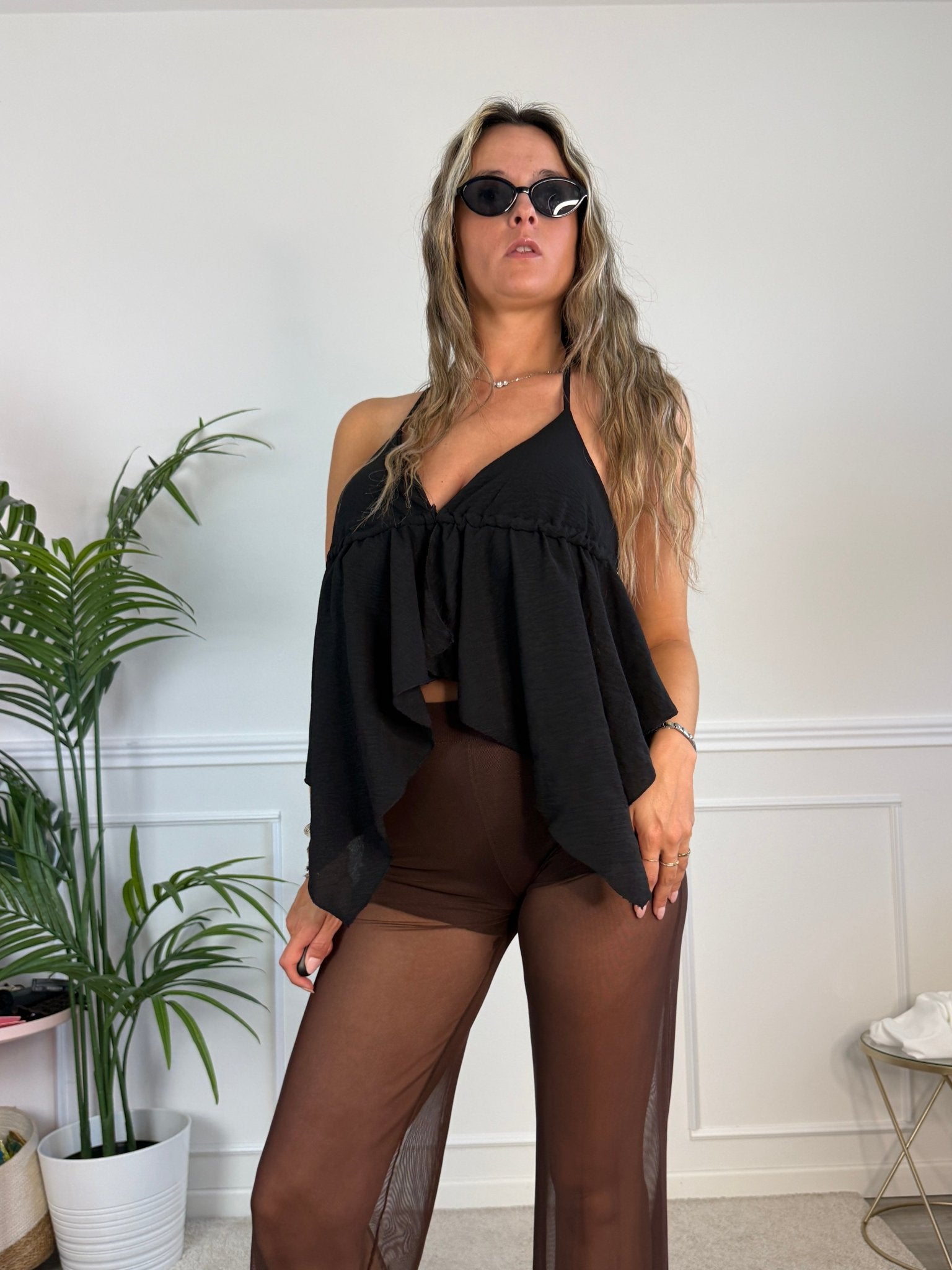 Top halter con drappeggio a cascata asimmetrico BREEZE - Follie by Alice