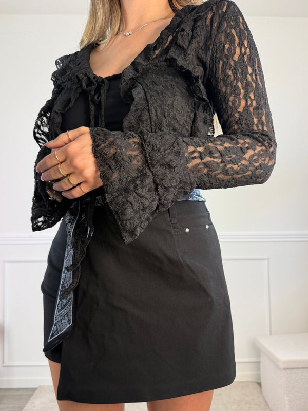 Top in pizzo con rouches e maniche a campana BLANCHE - Follie by Alice