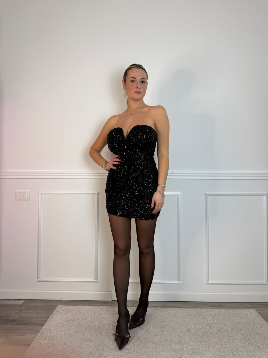 Tubino a fascia con paillettes e scollo a cuore – alternate