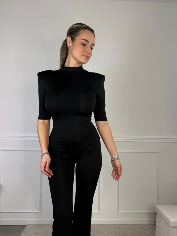 Tuta jumpsuit con spalle strutturate e schiena scoperta - Follie by Alice
