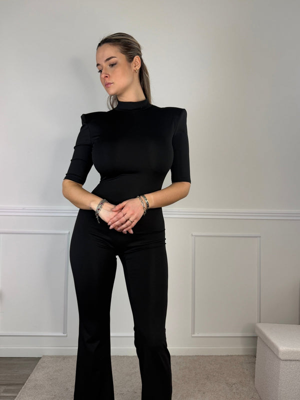 Tuta jumpsuit con spalle strutturate e schiena scoperta - Follie by Alice